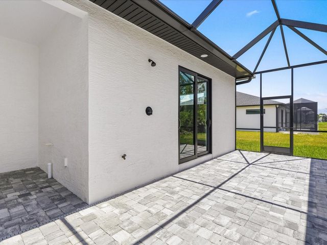 772 ROTONDA CIRCLE, Rotonda West, FL 33947