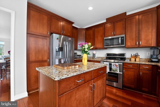 130 LINDEN PL, Towson, MD 21286