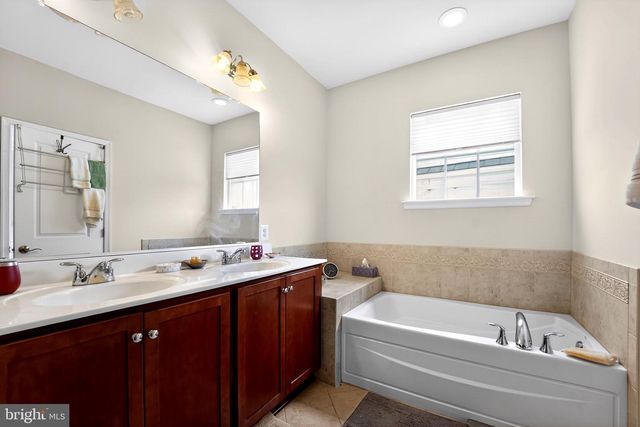 130 LINDEN PL, Towson, MD 21286