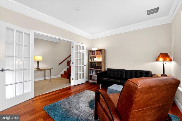 130 LINDEN PL, Towson, MD 21286
