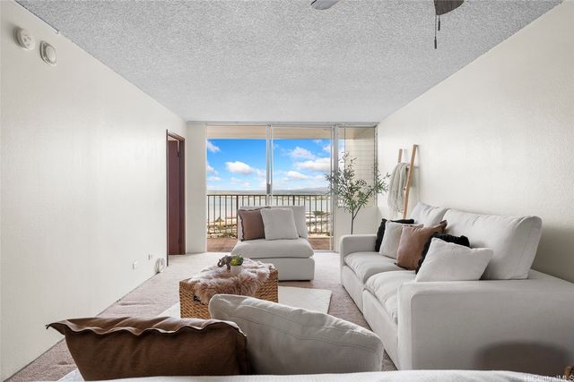 98-099 Uao Place 2909, Aiea, HI 96701