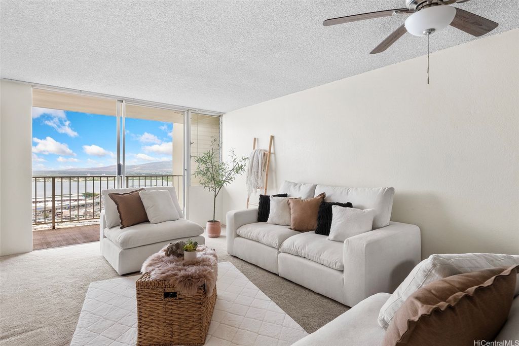 98-099 Uao Place 2909, Aiea, HI 96701