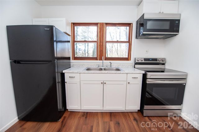 96 Jackson Street Extension, Tryon, NC 28782