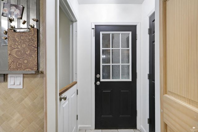 3460 Treesmill Drive, Manhattan, KS 66503