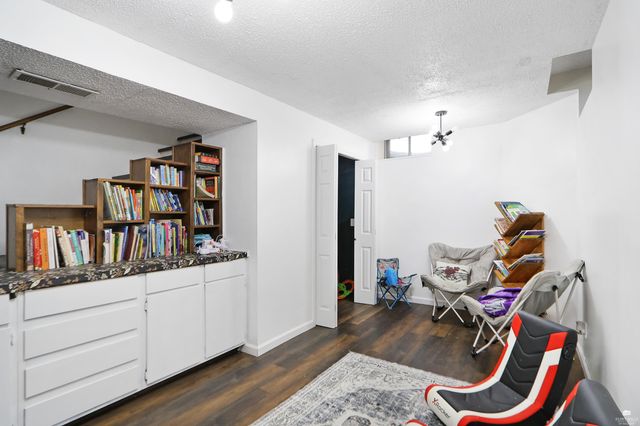 3460 Treesmill Drive, Manhattan, KS 66503