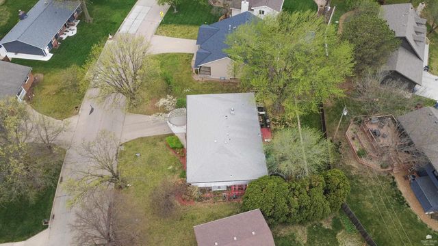 3460 Treesmill Drive, Manhattan, KS 66503