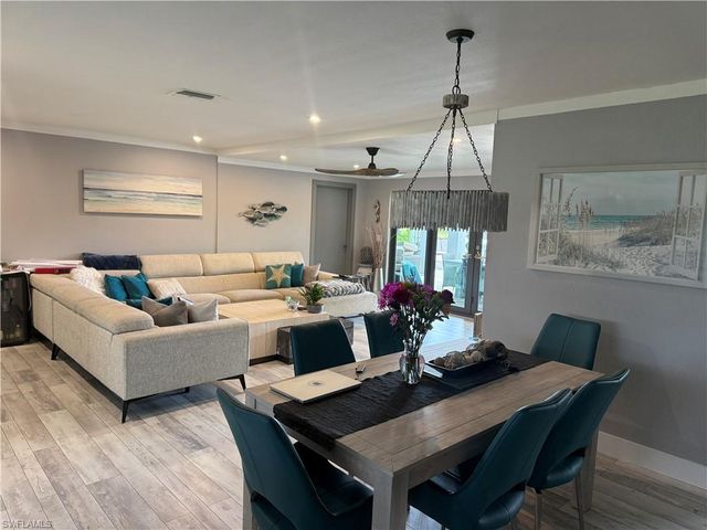 122 E North Shore AVE, North Fort Myers, FL 33917
