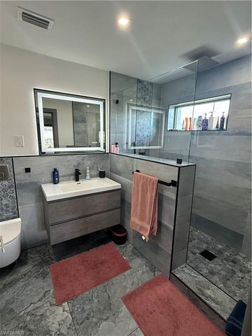 122 E North Shore AVE, North Fort Myers, FL 33917