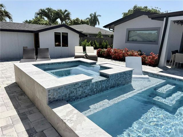 122 E North Shore AVE, North Fort Myers, FL 33917