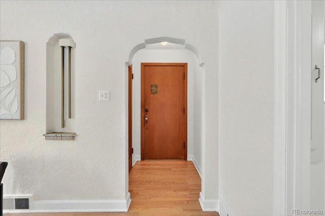 3176 W 39th Avenue, Denver, CO 80211