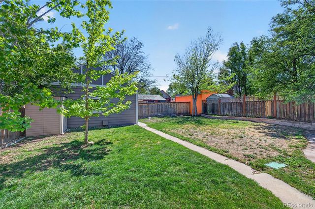 3176 W 39th Avenue, Denver, CO 80211