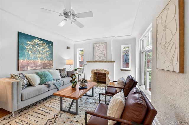 3176 W 39th Avenue, Denver, CO 80211
