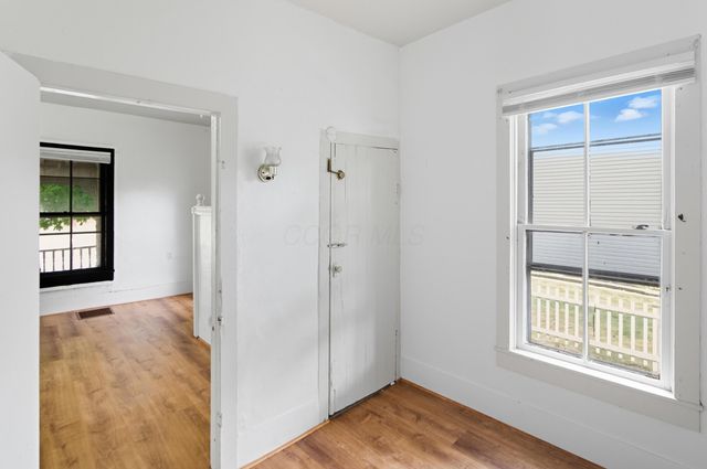 101 W 2nd Street, Frazeysburg, OH 43822