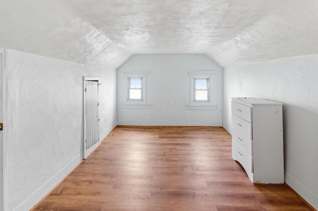 101 W 2nd Street, Frazeysburg, OH 43822