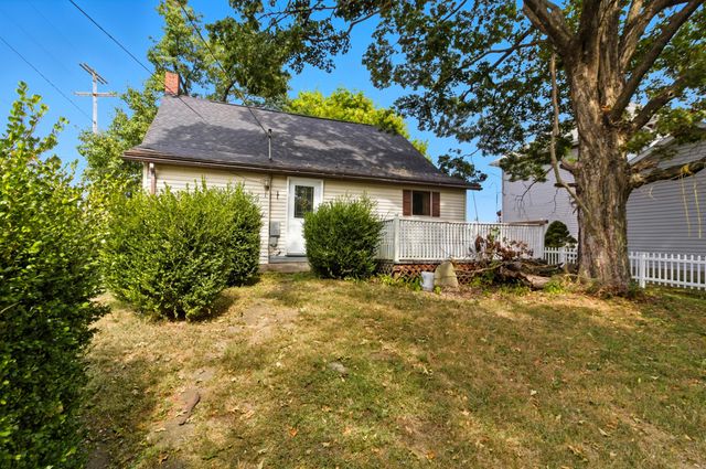 101 W 2nd Street, Frazeysburg, OH 43822