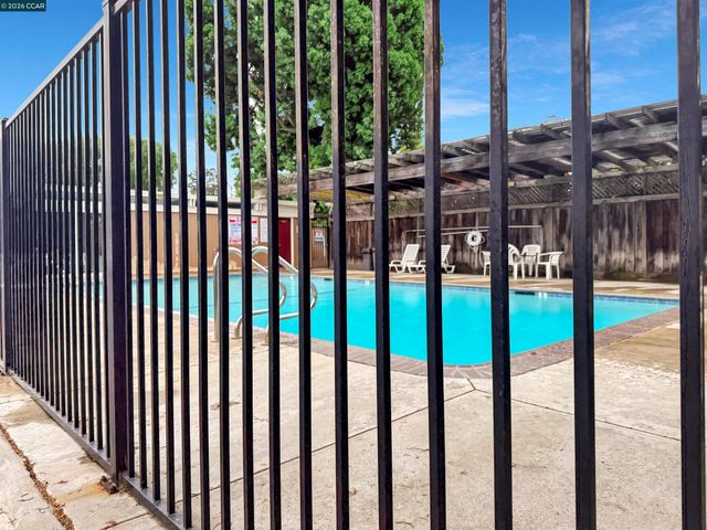 1919 Ygnacio Valley Rd 55, Walnut Creek, CA 94598