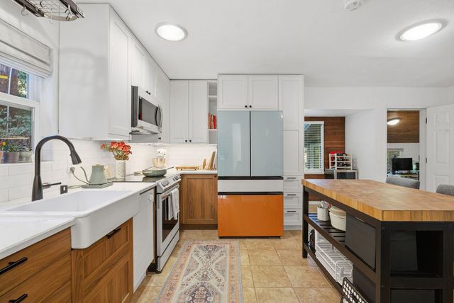 17741 Comanche Trl, Los Gatos, CA 95033