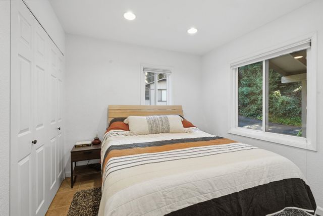 17741 Comanche Trl, Los Gatos, CA 95033