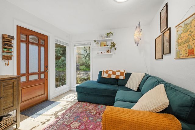 17741 Comanche Trl, Los Gatos, CA 95033