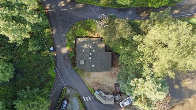 17741 Comanche Trl, Los Gatos, CA 95033