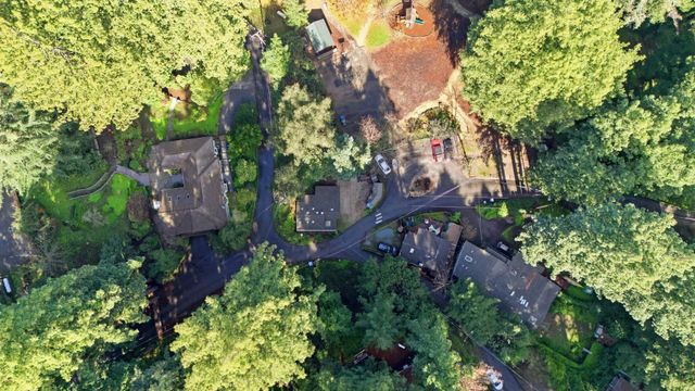 17741 Comanche Trl, Los Gatos, CA 95033