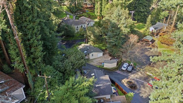 17741 Comanche Trl, Los Gatos, CA 95033