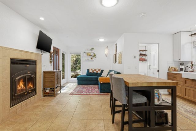 17741 Comanche Trl, Los Gatos, CA 95033