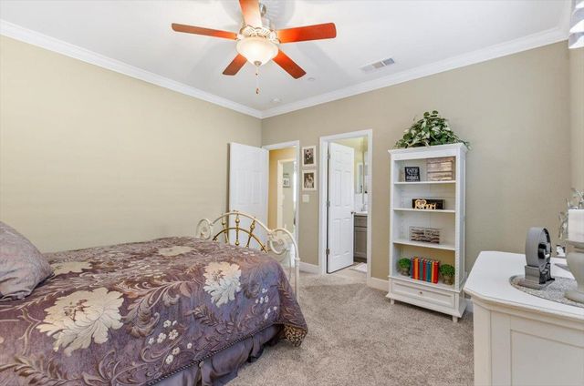 1809 Seabiscuit Way, Plumas Lake, CA 95961