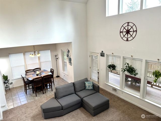 190 Ocean Shores Boulevard SW, Ocean Shores, WA 98569