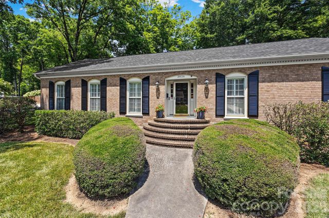 3826 Severn Avenue, Charlotte, NC 28210