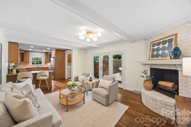 3826 Severn Avenue, Charlotte, NC 28210