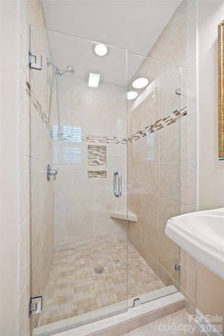 3826 Severn Avenue, Charlotte, NC 28210