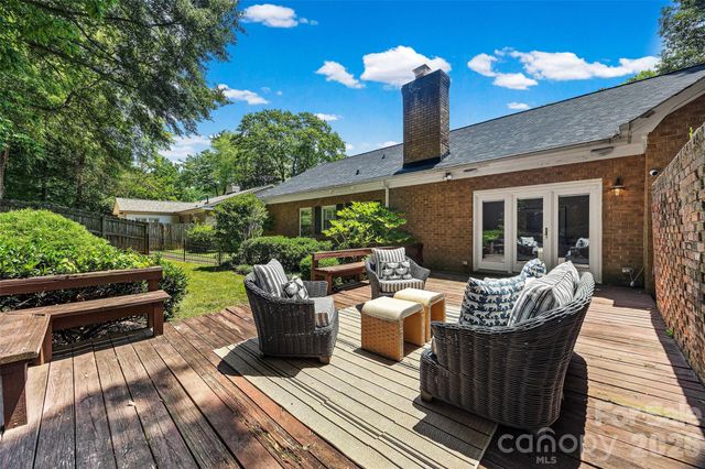 3826 Severn Avenue, Charlotte, NC 28210