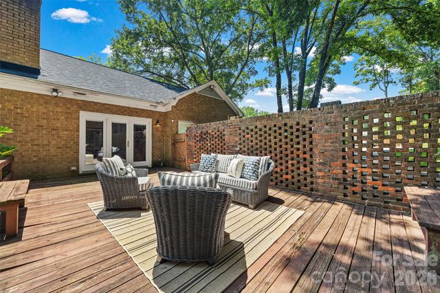 3826 Severn Avenue, Charlotte, NC 28210