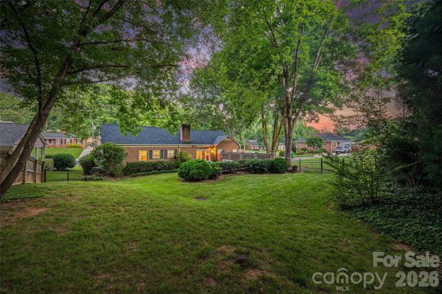 3826 Severn Avenue, Charlotte, NC 28210