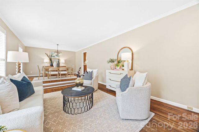 3826 Severn Avenue, Charlotte, NC 28210