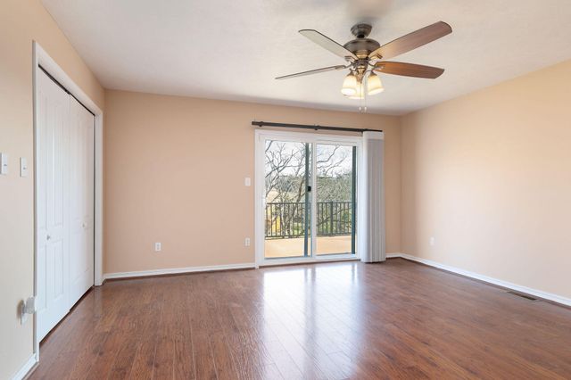 185 Old Meadow Lane, Branson, MO 65616