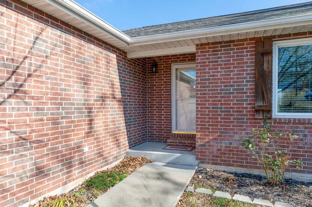 185 Old Meadow Lane, Branson, MO 65616