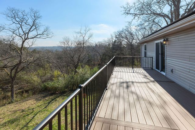 185 Old Meadow Lane, Branson, MO 65616