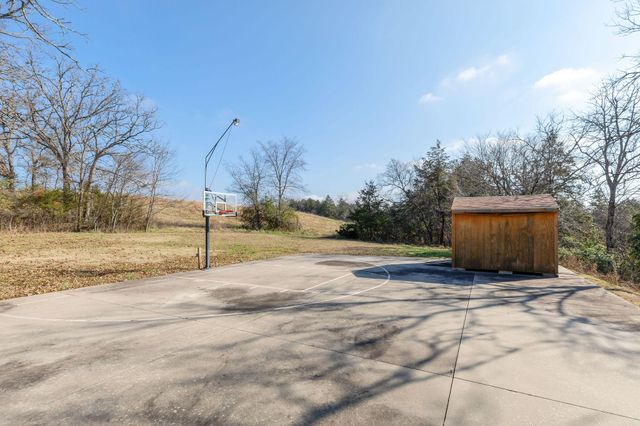 185 Old Meadow Lane, Branson, MO 65616