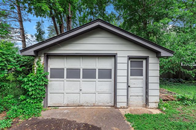 687 Dover Street NE, Fridley, MN 55432