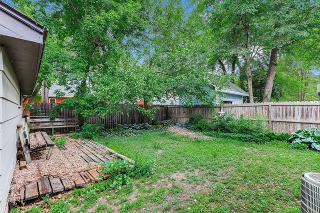 687 Dover Street NE, Fridley, MN 55432