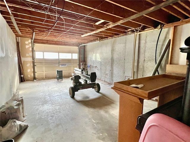 75 NW 1501 Road, Holden, MO 64040