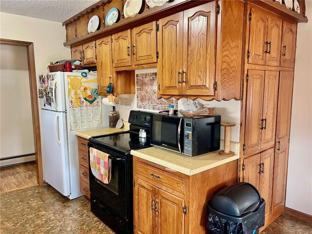 75 NW 1501 Road, Holden, MO 64040