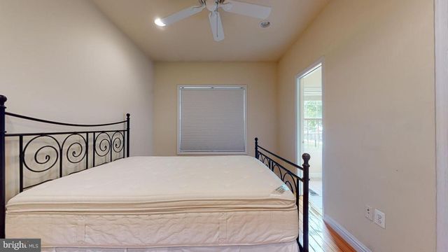 615 16TH ST NE, Washington, DC 20002