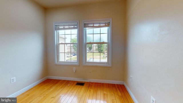 615 16TH ST NE, Washington, DC 20002