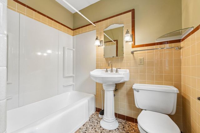 3412 Humboldt Avenue S, Minneapolis, MN 55408