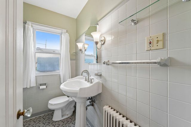 3412 Humboldt Avenue S, Minneapolis, MN 55408