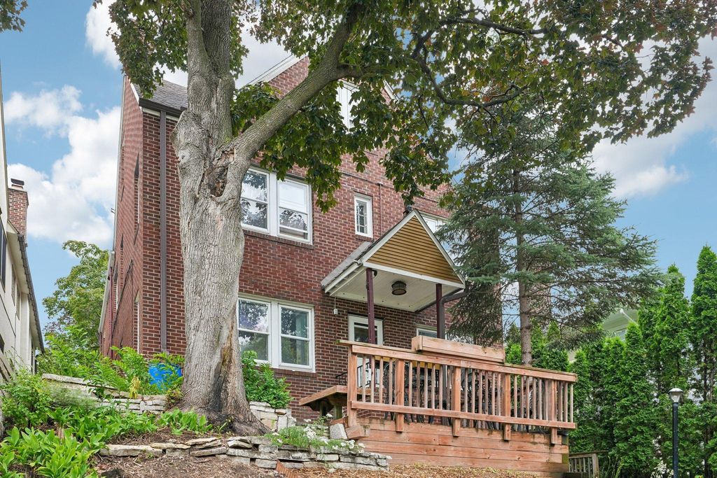 3412 Humboldt Avenue S, Minneapolis, MN 55408