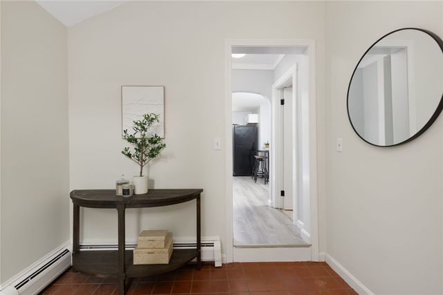 75 Tilden Avenue, Newport, RI 02840